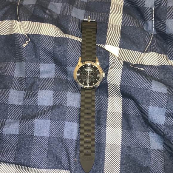 Coach watch - Picture 1 of 3